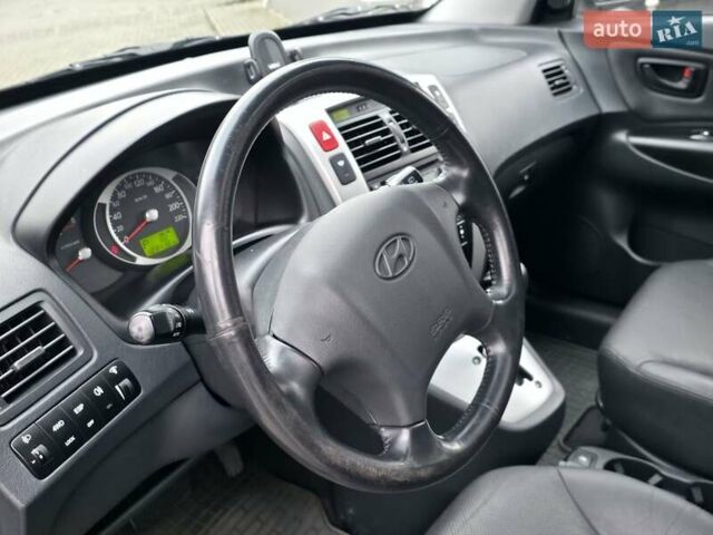 Чорний Хендай Туксон, об'ємом двигуна 1.98 л та пробігом 123 тис. км за 7950 $, фото 30 на Automoto.ua