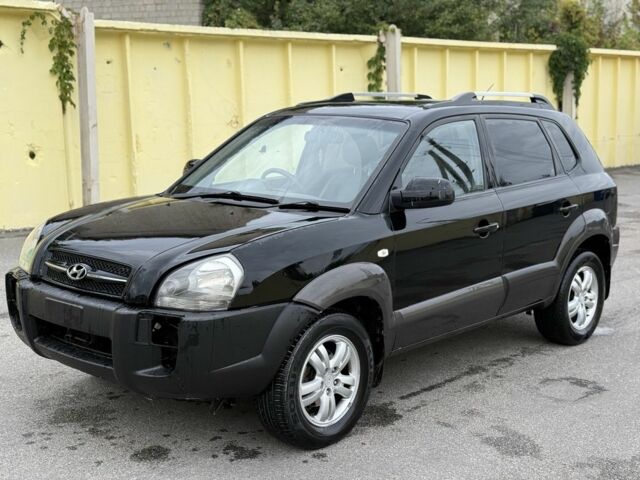 Черный Хендай Туксон, объемом двигателя 0 л и пробегом 160 тыс. км за 3000 $, фото 3 на Automoto.ua