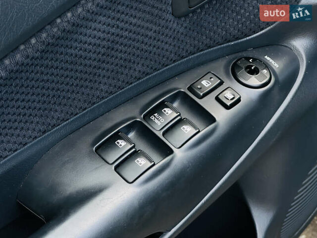 Черный Хендай Туксон, объемом двигателя 0 л и пробегом 202 тыс. км за 8200 $, фото 41 на Automoto.ua