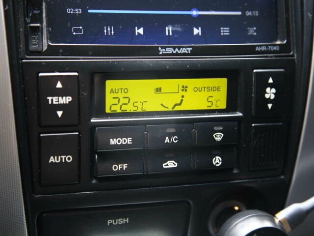 Черный Хендай Туксон, объемом двигателя 2.7 л и пробегом 217 тыс. км за 8600 $, фото 17 на Automoto.ua