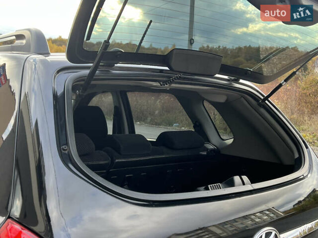 Хендай Туксон 2006 у Тернополі на Automoto.ua Чорний Хендай Туксон, об'ємом двигуна 2 л та пробігом 240 тис. км за 6699 $, фото 36 на Automoto.ua