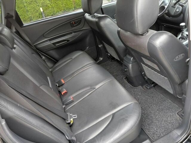 Хендай Туксон 2006 в Житомире на Automoto.ua Черный Хендай Туксон, объемом двигателя 2 л и пробегом 233 тыс. км за 6400 $, фото 18 на Automoto.ua