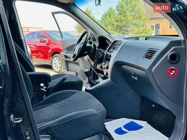 Черный Хендай Туксон, объемом двигателя 0 л и пробегом 202 тыс. км за 8200 $, фото 35 на Automoto.ua