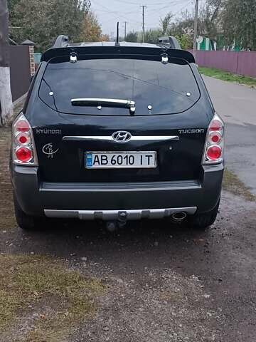 Хендай Туксон 2006 в Гайсине на Automoto.ua Черный Хендай Туксон, объемом двигателя 1.98 л и пробегом 124 тыс. км за 8000 $, фото 8 на Automoto.ua