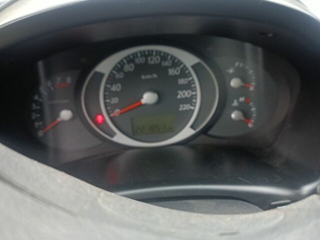 Чорний Хендай Туксон, об'ємом двигуна 2 л та пробігом 220 тис. км за 8300 $, фото 5 на Automoto.ua