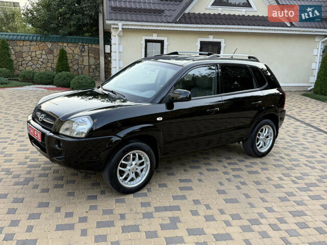 Чорний Хендай Туксон, об'ємом двигуна 1.98 л та пробігом 212 тис. км за 8200 $, фото 18 на Automoto.ua