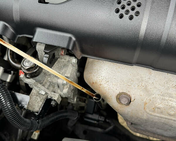 Черный Хендай Туксон, объемом двигателя 2 л и пробегом 201 тыс. км за 7750 $, фото 32 на Automoto.ua