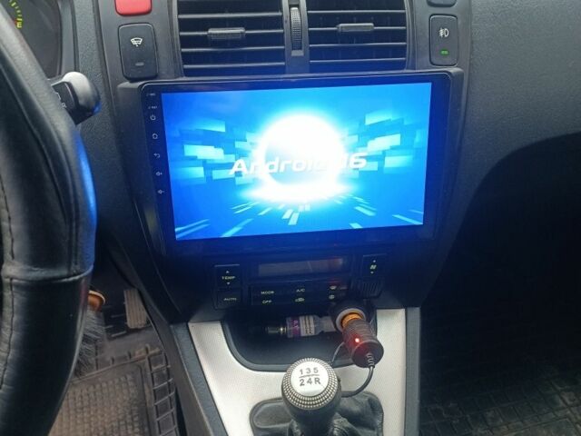 Чорний Хендай Туксон, об'ємом двигуна 2 л та пробігом 220 тис. км за 8300 $, фото 7 на Automoto.ua