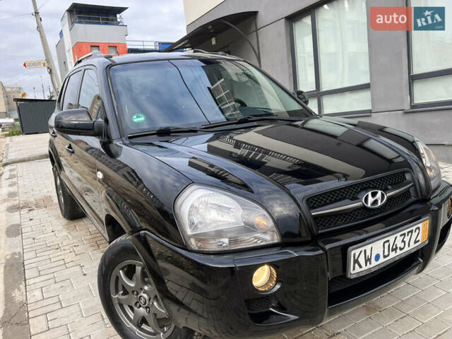 Чорний Хендай Туксон, об'ємом двигуна 2 л та пробігом 144 тис. км за 6599 $, фото 24 на Automoto.ua