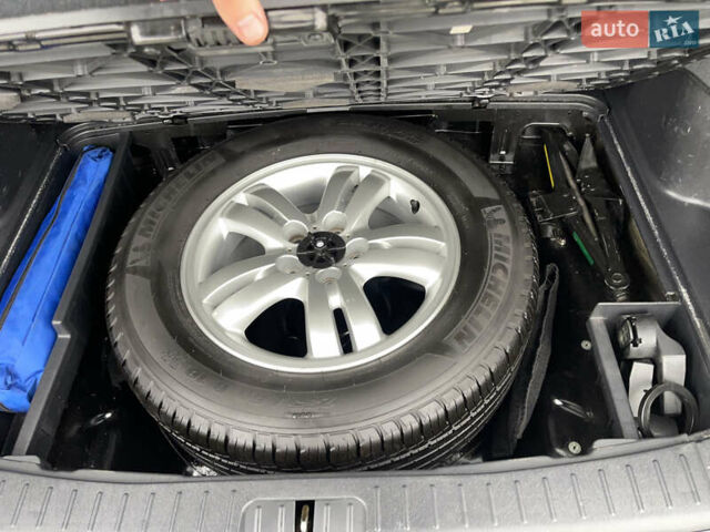 Черный Хендай Туксон, объемом двигателя 2 л и пробегом 216 тыс. км за 7500 $, фото 25 на Automoto.ua