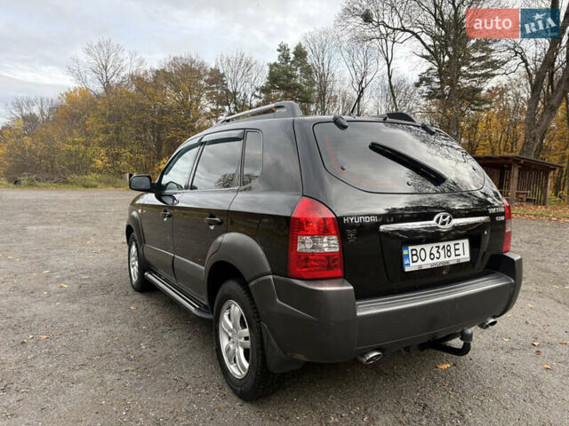 Хендай Туксон 2006 у Тернополі на Automoto.ua Чорний Хендай Туксон, об'ємом двигуна 1.99 л та пробігом 240 тис. км за 7600 $, фото 20 на Automoto.ua