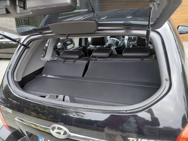 Хендай Туксон 2006 в Житомире на Automoto.ua Черный Хендай Туксон, объемом двигателя 2 л и пробегом 233 тыс. км за 6400 $, фото 19 на Automoto.ua