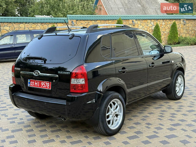 Чорний Хендай Туксон, об'ємом двигуна 1.98 л та пробігом 212 тис. км за 8200 $, фото 31 на Automoto.ua