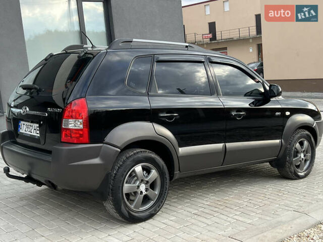 Хендай Туксон 2006 у Тернополі на Automoto.ua Чорний Хендай Туксон, об'ємом двигуна 2 л та пробігом 240 тис. км за 6699 $, фото 19 на Automoto.ua