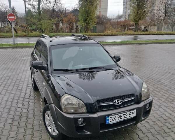Чорний Хендай Туксон, об'ємом двигуна 2 л та пробігом 270 тис. км за 7500 $, фото 11 на Automoto.ua