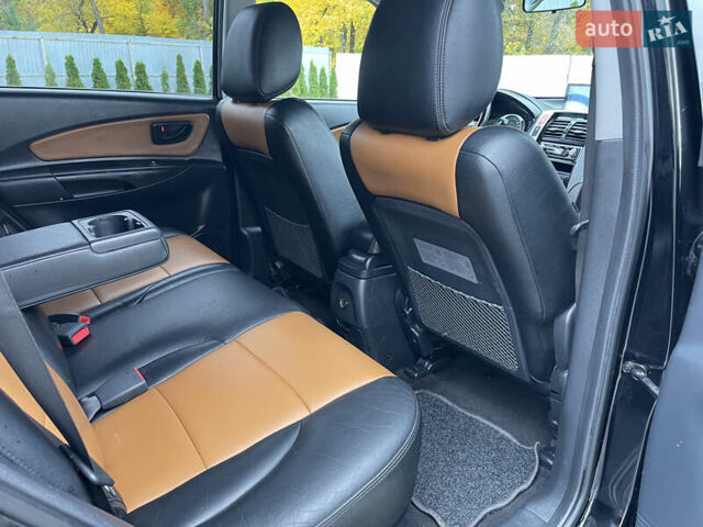 Черный Хендай Туксон, объемом двигателя 2 л и пробегом 216 тыс. км за 7500 $, фото 29 на Automoto.ua