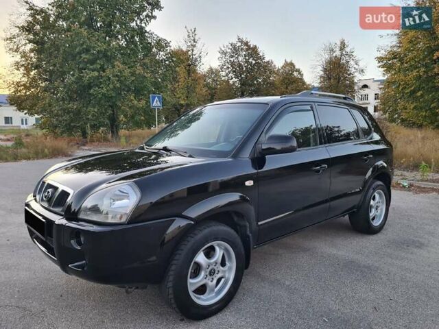 Хендай Туксон 2006 в Шостке на Automoto.ua Черный Хендай Туксон, объемом двигателя 1.98 л и пробегом 280 тыс. км за 8200 $, фото 9 на Automoto.ua