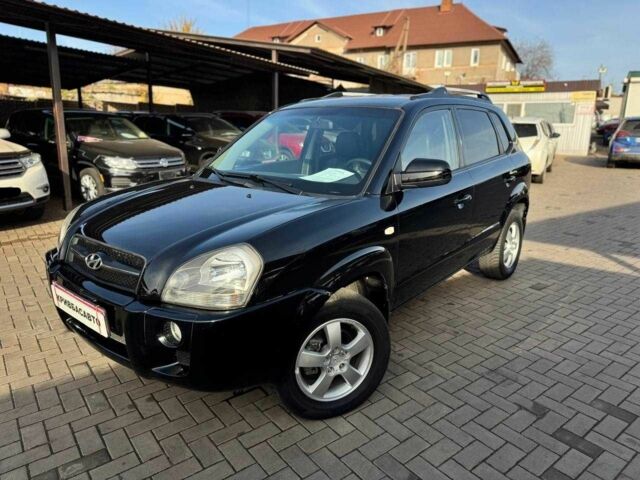 Чорний Хендай Туксон, об'ємом двигуна 2 л та пробігом 207 тис. км за 8000 $, фото 3 на Automoto.ua