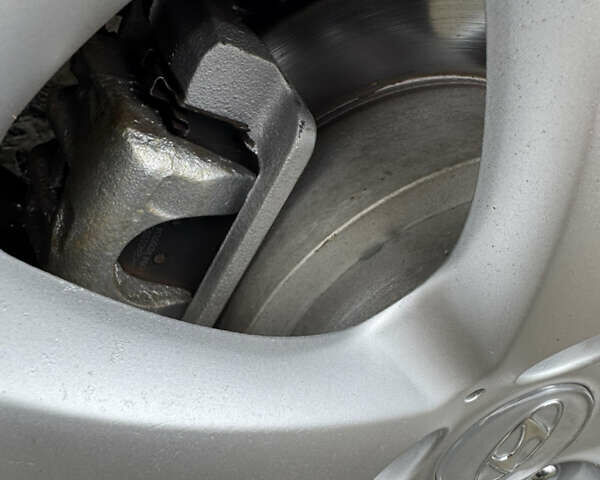 Черный Хендай Туксон, объемом двигателя 2 л и пробегом 201 тыс. км за 7750 $, фото 26 на Automoto.ua