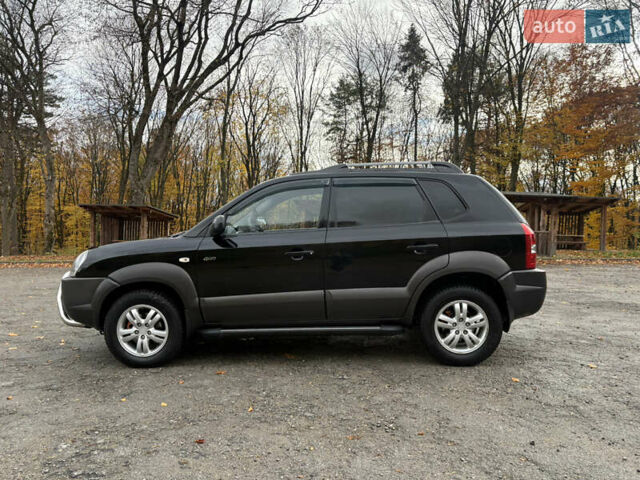 Хендай Туксон 2006 у Тернополі на Automoto.ua Чорний Хендай Туксон, об'ємом двигуна 1.99 л та пробігом 240 тис. км за 7600 $, фото 15 на Automoto.ua