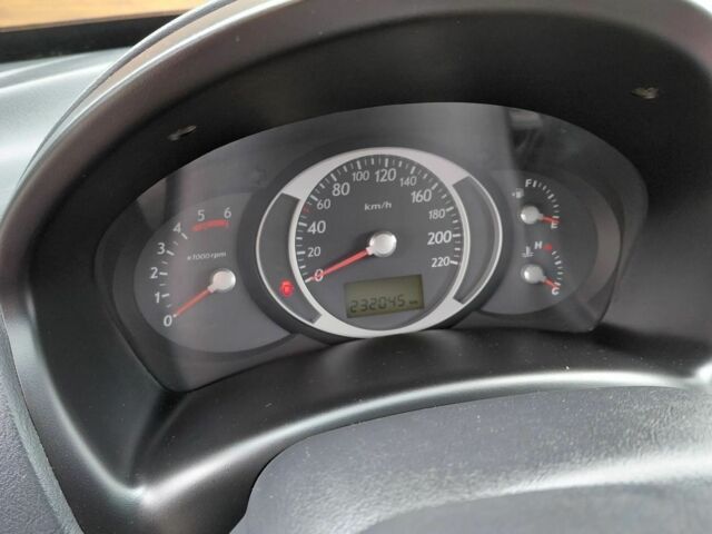 Хендай Туксон 2006 в Житомире на Automoto.ua Черный Хендай Туксон, объемом двигателя 2 л и пробегом 233 тыс. км за 6400 $, фото 13 на Automoto.ua