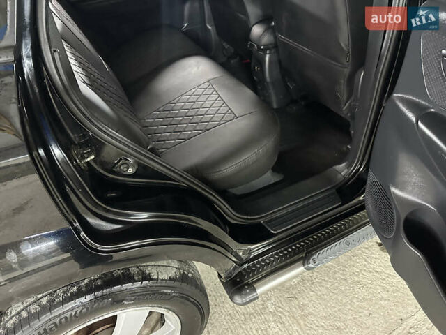 Чорний Хендай Туксон, об'ємом двигуна 2 л та пробігом 252 тис. км за 3000 $, фото 19 на Automoto.ua