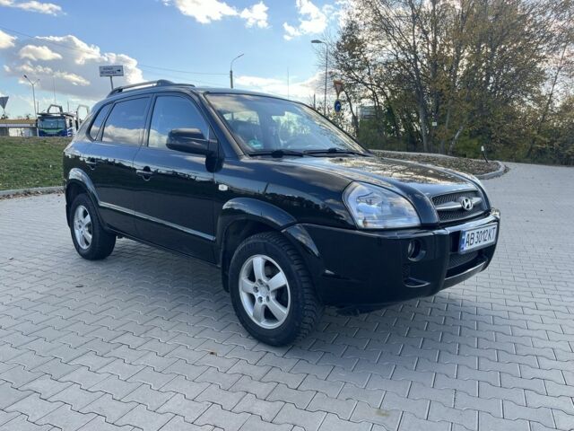 Хендай Туксон 2006 в Виннице на Automoto.ua Черный Хендай Туксон, объемом двигателя 2 л и пробегом 235 тыс. км за 7900 $, фото 1 на Automoto.ua