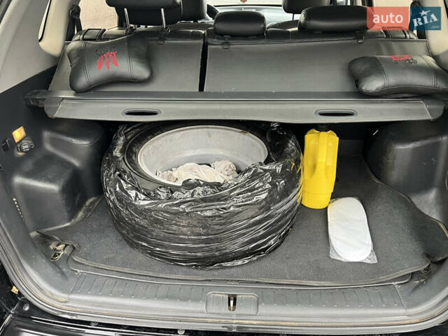 Чорний Хендай Туксон, об'ємом двигуна 1.98 л та пробігом 177 тис. км за 8500 $, фото 9 на Automoto.ua