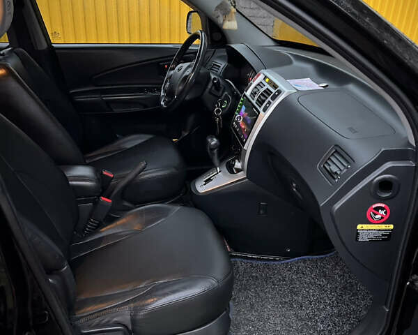 Черный Хендай Туксон, объемом двигателя 2 л и пробегом 151 тыс. км за 9100 $, фото 21 на Automoto.ua