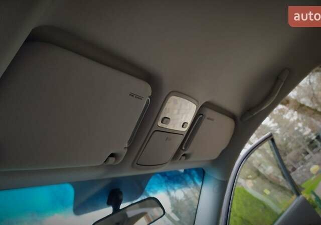 Чорний Хендай Туксон, об'ємом двигуна 2 л та пробігом 229 тис. км за 8600 $, фото 126 на Automoto.ua