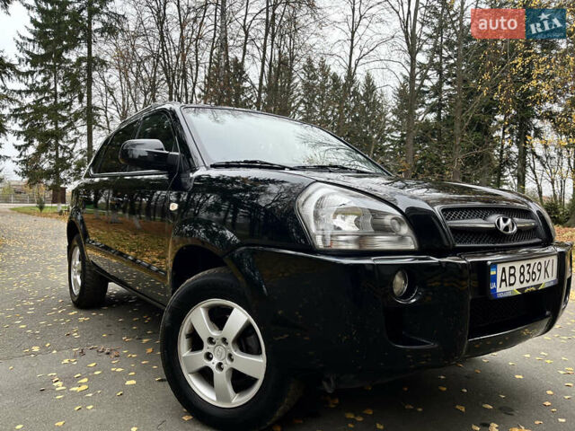 Черный Хендай Туксон, объемом двигателя 1.98 л и пробегом 99 тыс. км за 8999 $, фото 5 на Automoto.ua