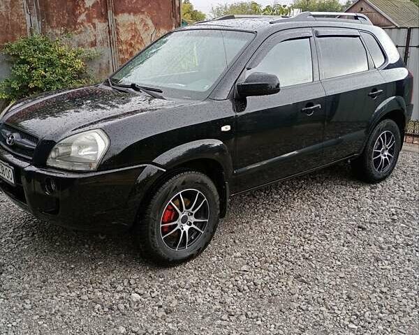 Хендай Туксон 2007 в Раздельной на Automoto.ua Черный Хендай Туксон, объемом двигателя 1.99 л и пробегом 250 тыс. км за 8500 $, фото 8 на Automoto.ua