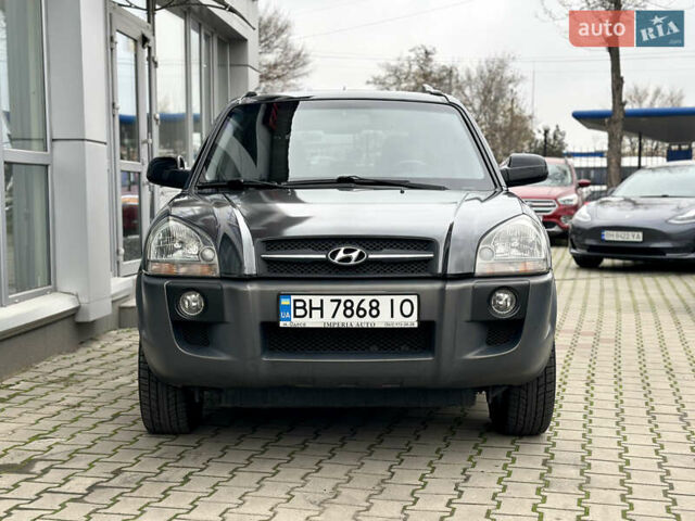 Чорний Хендай Туксон, об'ємом двигуна 2.66 л та пробігом 145 тис. км за 8900 $, фото 5 на Automoto.ua