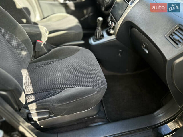 Хендай Туксон 2007 в Надворной на Automoto.ua Черный Хендай Туксон, объемом двигателя 1.98 л и пробегом 154 тыс. км за 8200 $, фото 38 на Automoto.ua