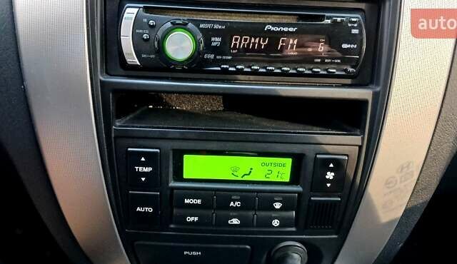 Хендай Туксон 2007 в Сумах на Automoto.ua Черный Хендай Туксон, объемом двигателя 1.98 л и пробегом 236 тыс. км за 7600 $, фото 16 на Automoto.ua