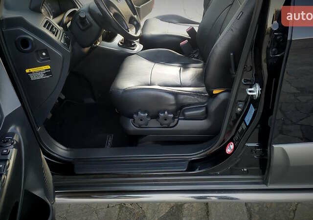 Черный Хендай Туксон, объемом двигателя 2 л и пробегом 230 тыс. км за 8600 $, фото 141 на Automoto.ua