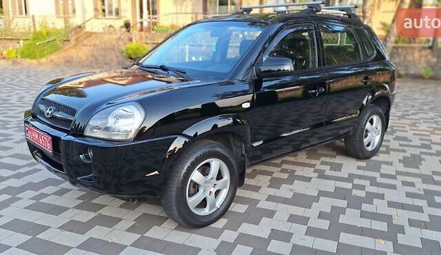 Хендай Туксон 2007 в Нежине на Automoto.ua Черный Хендай Туксон, объемом двигателя 2 л и пробегом 190 тыс. км за 8199 $, фото 16 на Automoto.ua