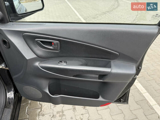 Черный Хендай Туксон, объемом двигателя 2 л и пробегом 182 тыс. км за 6999 $, фото 8 на Automoto.ua