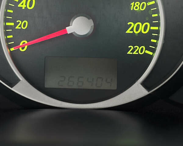 Черный Хендай Туксон, объемом двигателя 1.99 л и пробегом 266 тыс. км за 7500 $, фото 5 на Automoto.ua