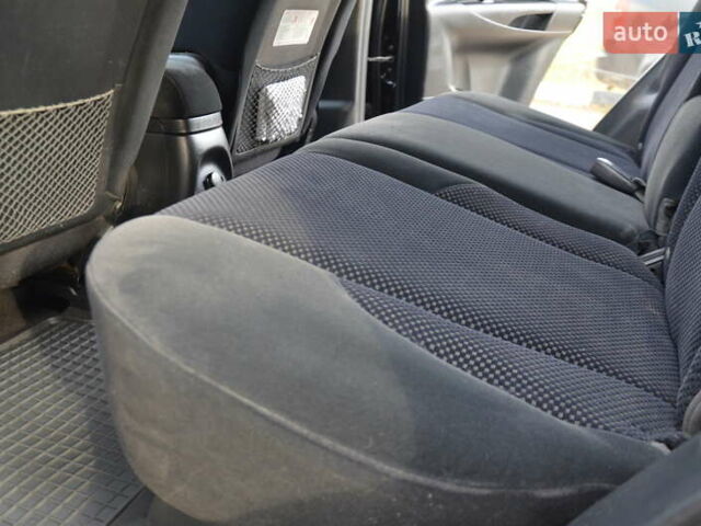 Черный Хендай Туксон, объемом двигателя 2 л и пробегом 183 тыс. км за 9150 $, фото 43 на Automoto.ua