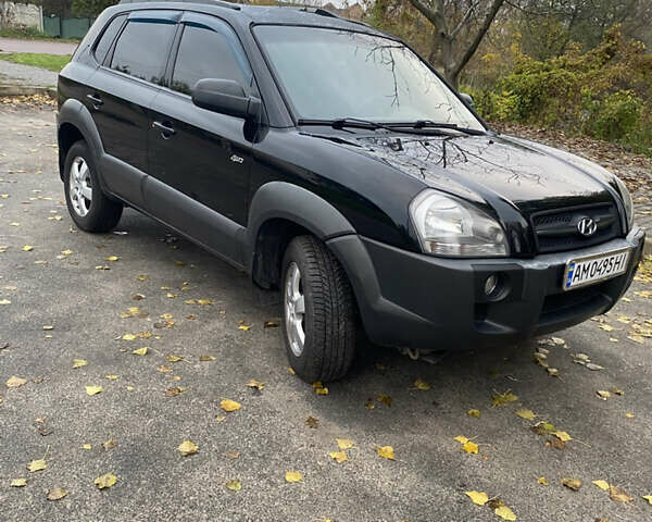 Хендай Туксон 2007 в Бердичеве на Automoto.ua Черный Хендай Туксон, объемом двигателя 2 л и пробегом 255 тыс. км за 7500 $, фото 8 на Automoto.ua