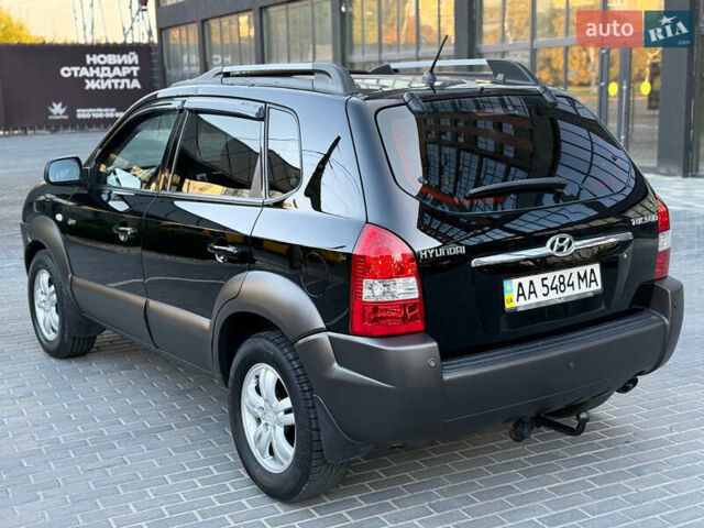 Чорний Хендай Туксон, об'ємом двигуна 1.98 л та пробігом 205 тис. км за 7700 $, фото 10 на Automoto.ua