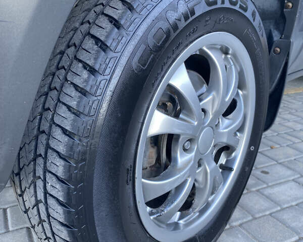 Хендай Туксон 2007 у Одесі на Automoto.ua Чорний Хендай Туксон, об'ємом двигуна 1.98 л та пробігом 180 тис. км за 8999 $, фото 15 на Automoto.ua