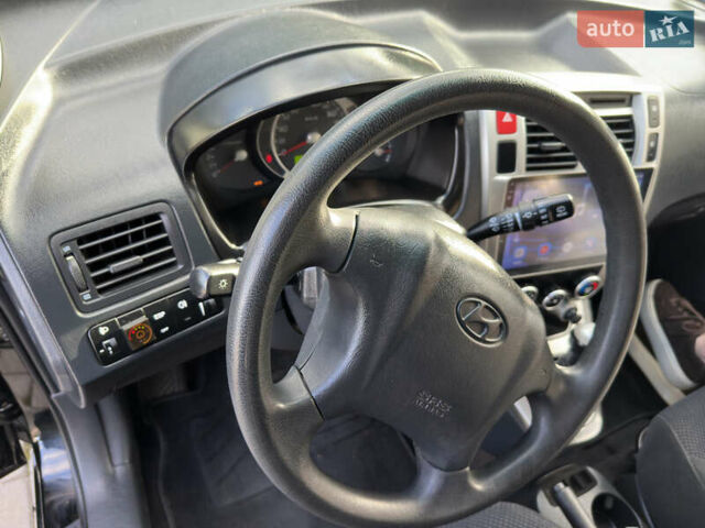 Хендай Туксон 2007 в Надворной на Automoto.ua Черный Хендай Туксон, объемом двигателя 1.98 л и пробегом 154 тыс. км за 8200 $, фото 47 на Automoto.ua