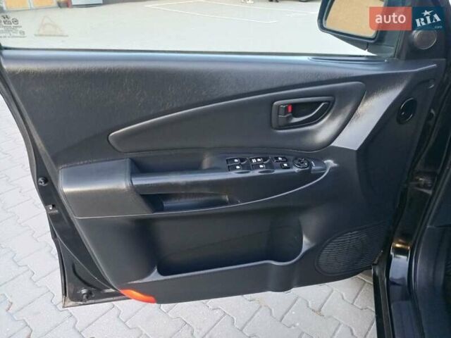 Чорний Хендай Туксон, об'ємом двигуна 1.98 л та пробігом 192 тис. км за 7950 $, фото 27 на Automoto.ua