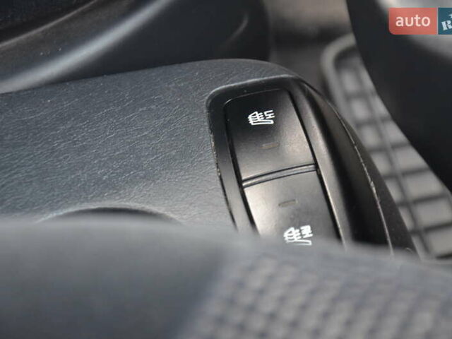 Черный Хендай Туксон, объемом двигателя 2 л и пробегом 183 тыс. км за 9150 $, фото 52 на Automoto.ua