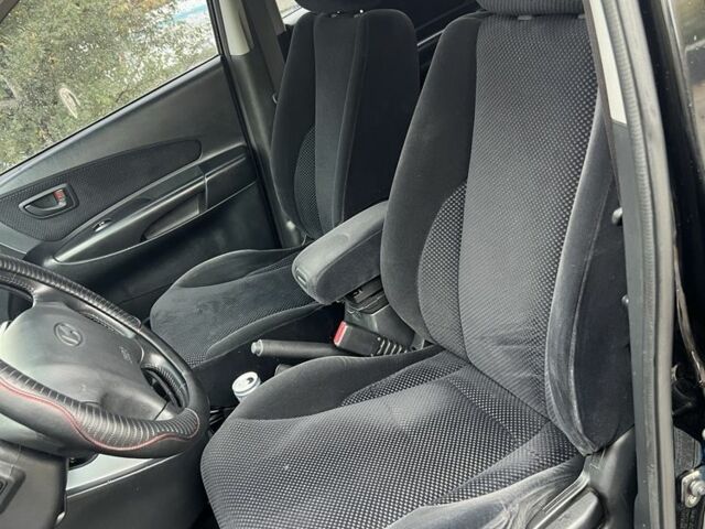 Хендай Туксон 2007 у Кам'янське (Дніпродзержинськ) на Automoto.ua Чорний Хендай Туксон, об'ємом двигуна 2 л та пробігом 162 тис. км за 7999 $, фото 8 на Automoto.ua