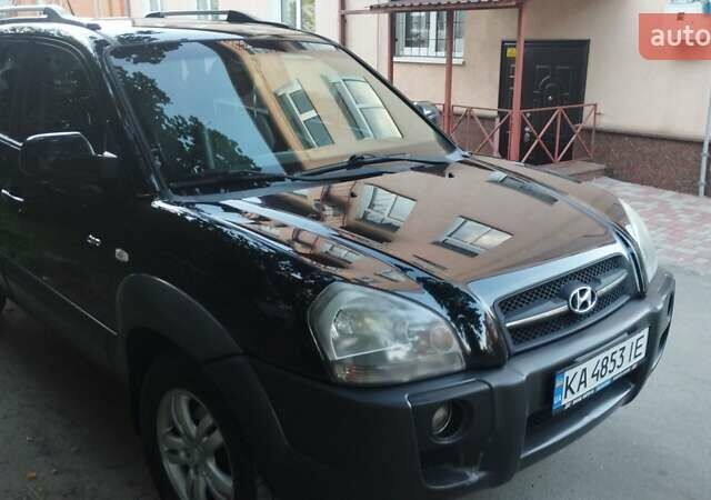 Хендай Туксон 2007 у Лубнах на Automoto.ua Чорний Хендай Туксон, об'ємом двигуна 1.98 л та пробігом 213 тис. км за 8500 $, фото 4 на Automoto.ua