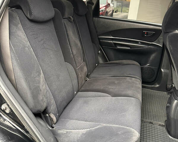 Хендай Туксон 2007 в Ужгороде на Automoto.ua Черный Хендай Туксон, объемом двигателя 1.98 л и пробегом 157 тыс. км за 7300 $, фото 38 на Automoto.ua