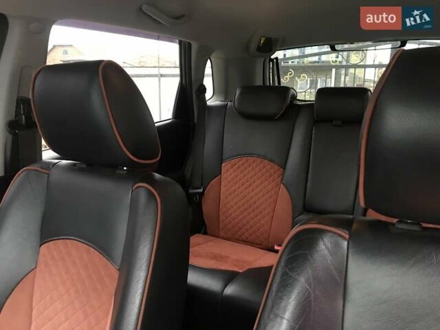 Черный Хендай Туксон, объемом двигателя 2 л и пробегом 210 тыс. км за 8999 $, фото 52 на Automoto.ua